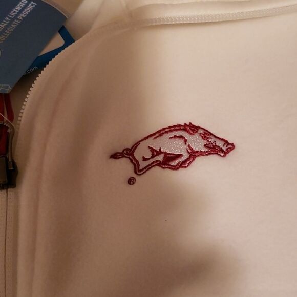 UNIVERSITY OF LOUISIANA VEST NWT - Picture 2 of 4